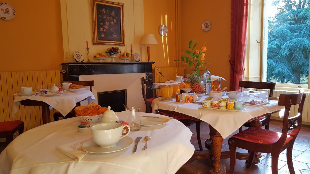 Hotel Des 4 Continents - Le Mans Saint-Saturnin  Zewnętrze zdjęcie
