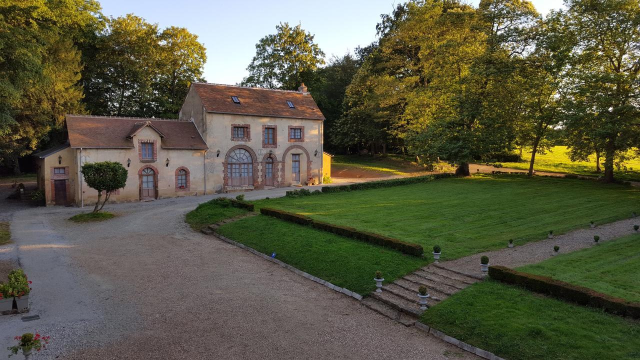 Hotel Des 4 Continents - Le Mans Saint-Saturnin  Zewnętrze zdjęcie